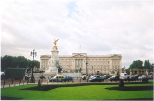 19a
Tommy:  Buckingham Palace.